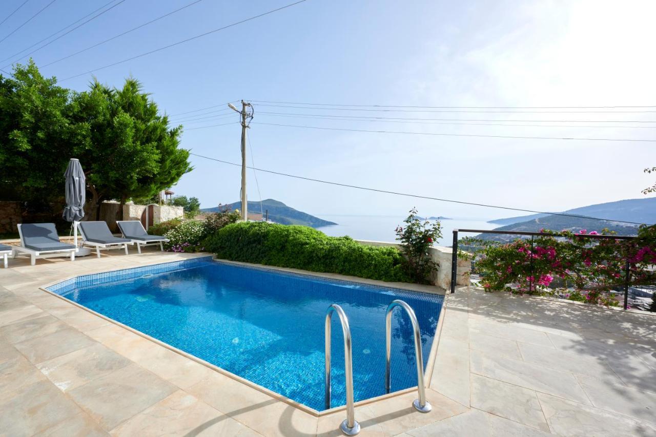 Luxus Skyla Mit 5 Schlafzimmern & Meer-blick