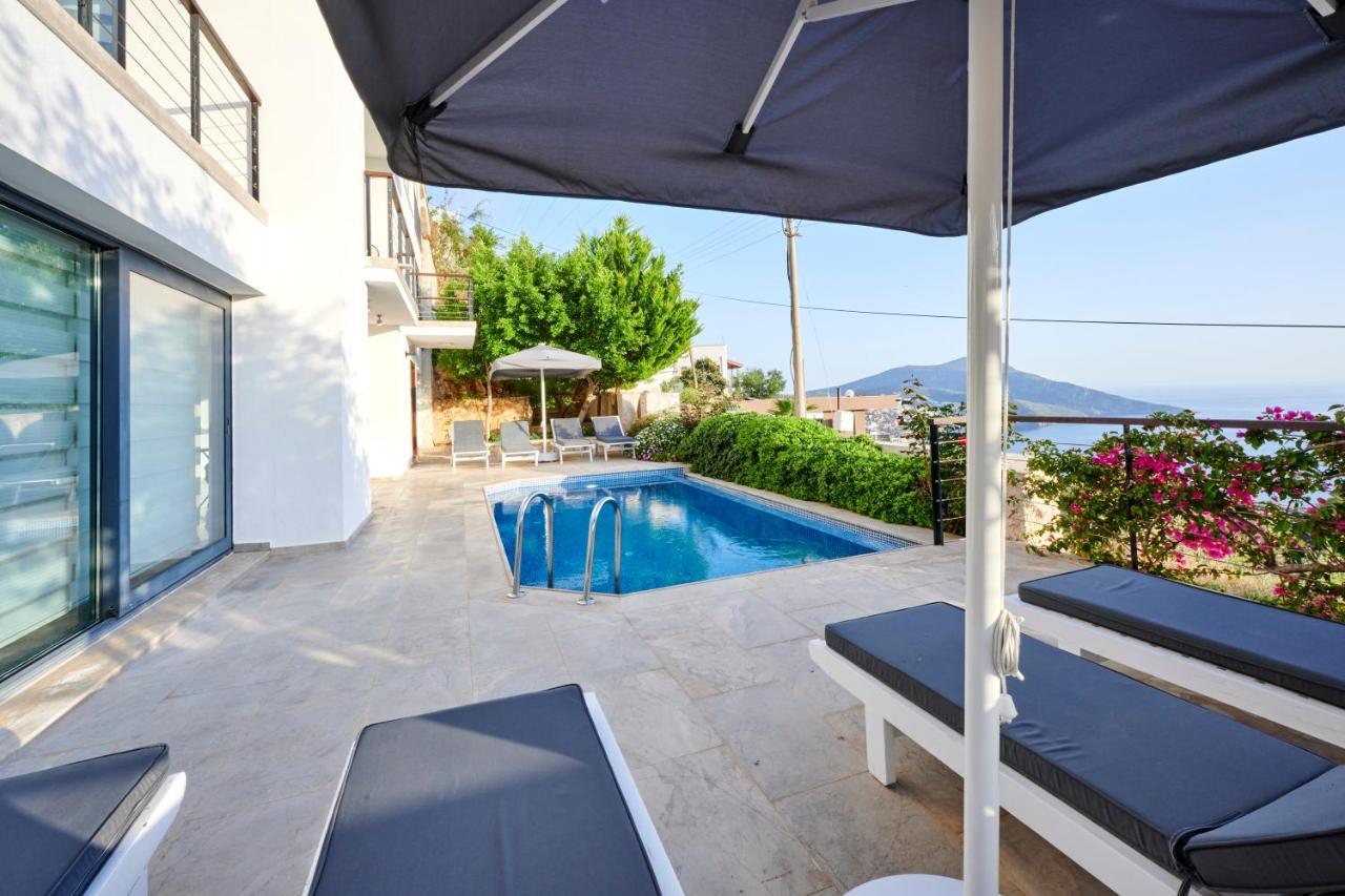 Luxus Skyla Mit 5 Schlafzimmern & Meer-blick