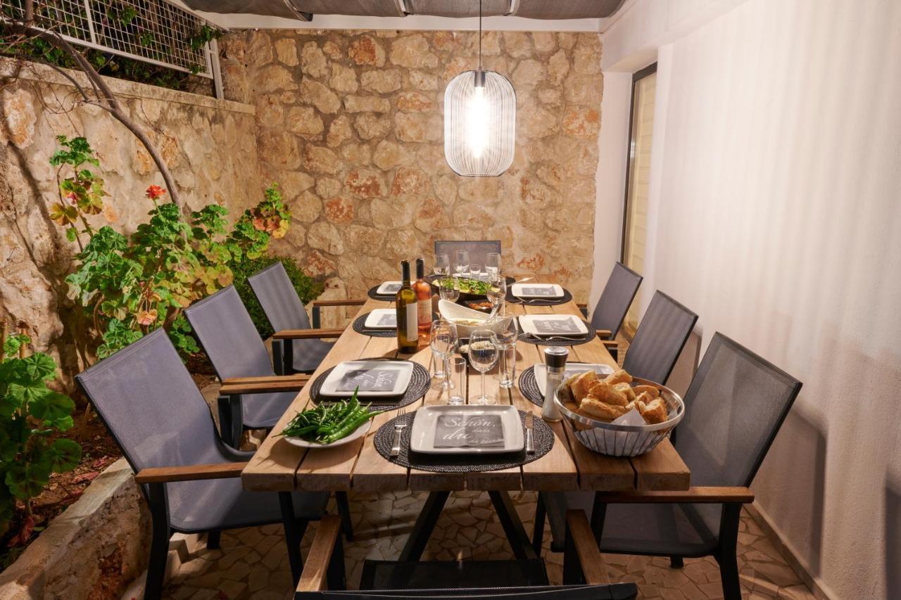 Villa Luxus Skyla Mit 5 Schlafzimmern & Meer-blick