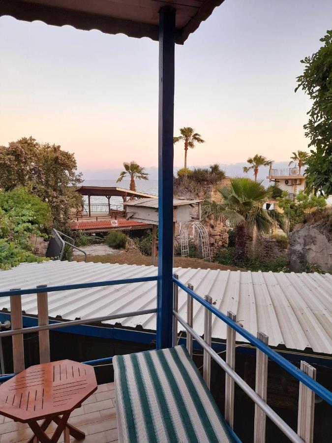 Antonios Bed & Breakfast 2*