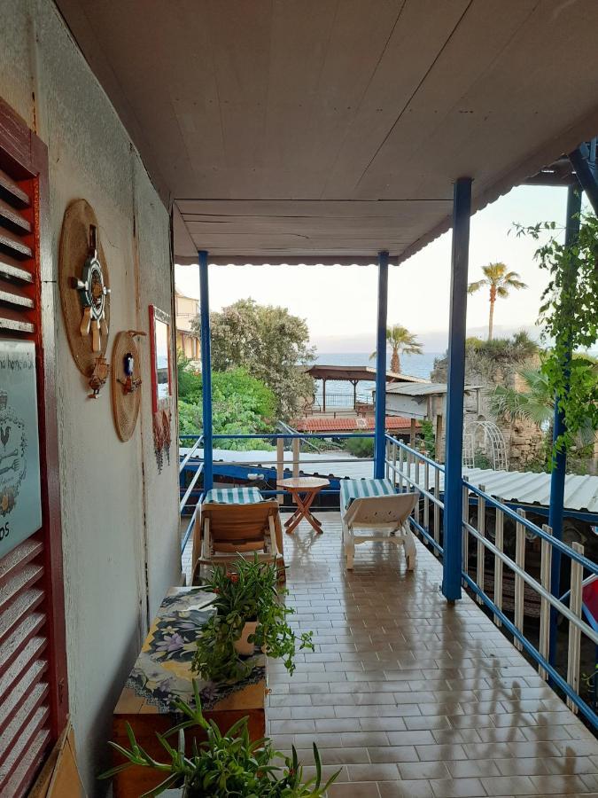 Antonios Bed & Breakfast 2*