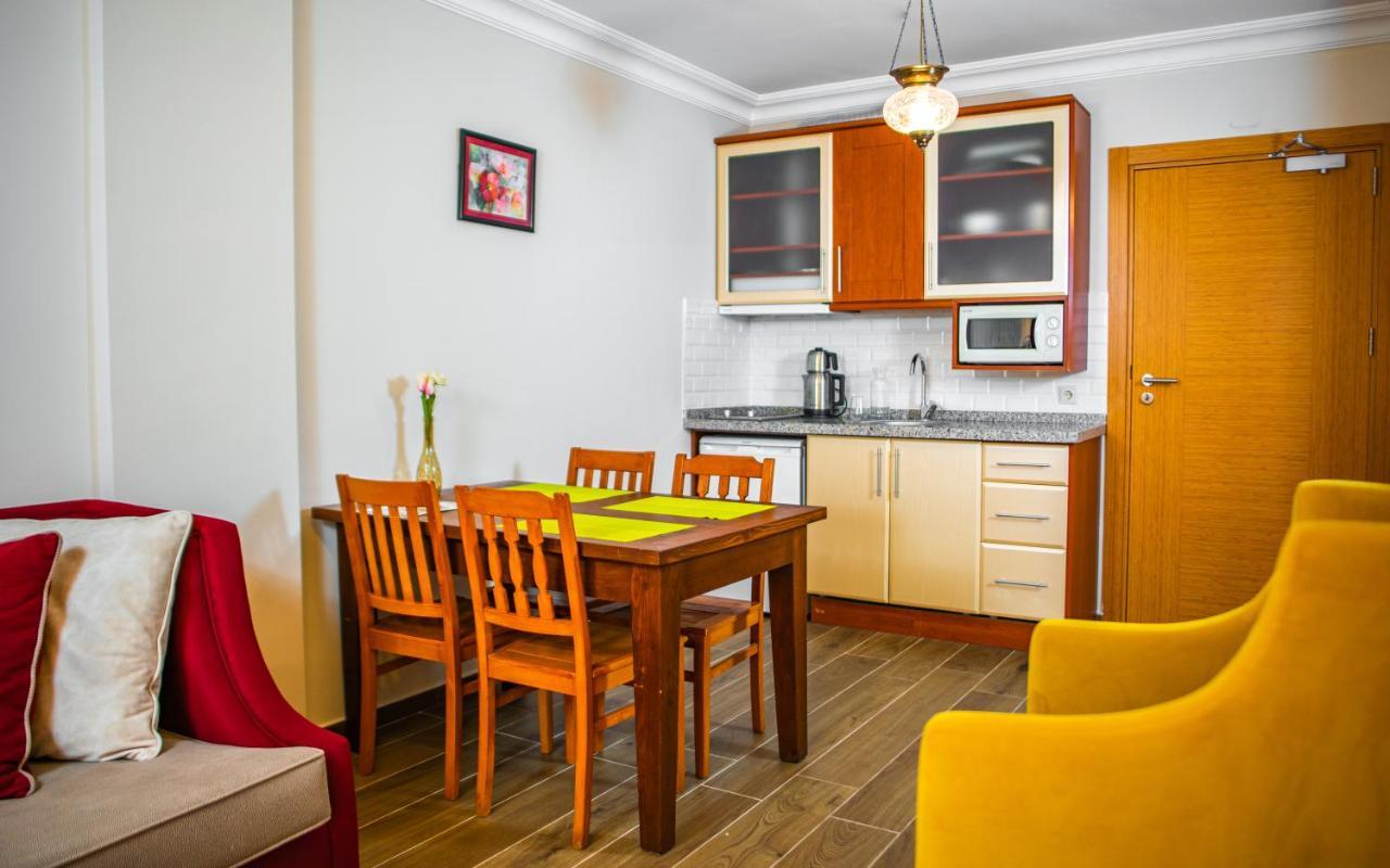 Dores Aparthotel