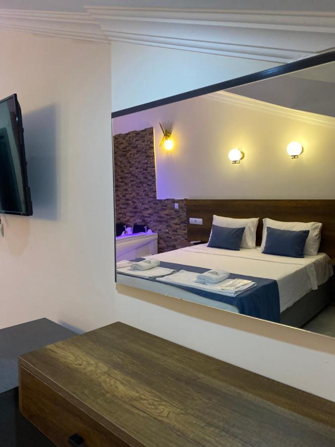 Hotel Nefis 3*