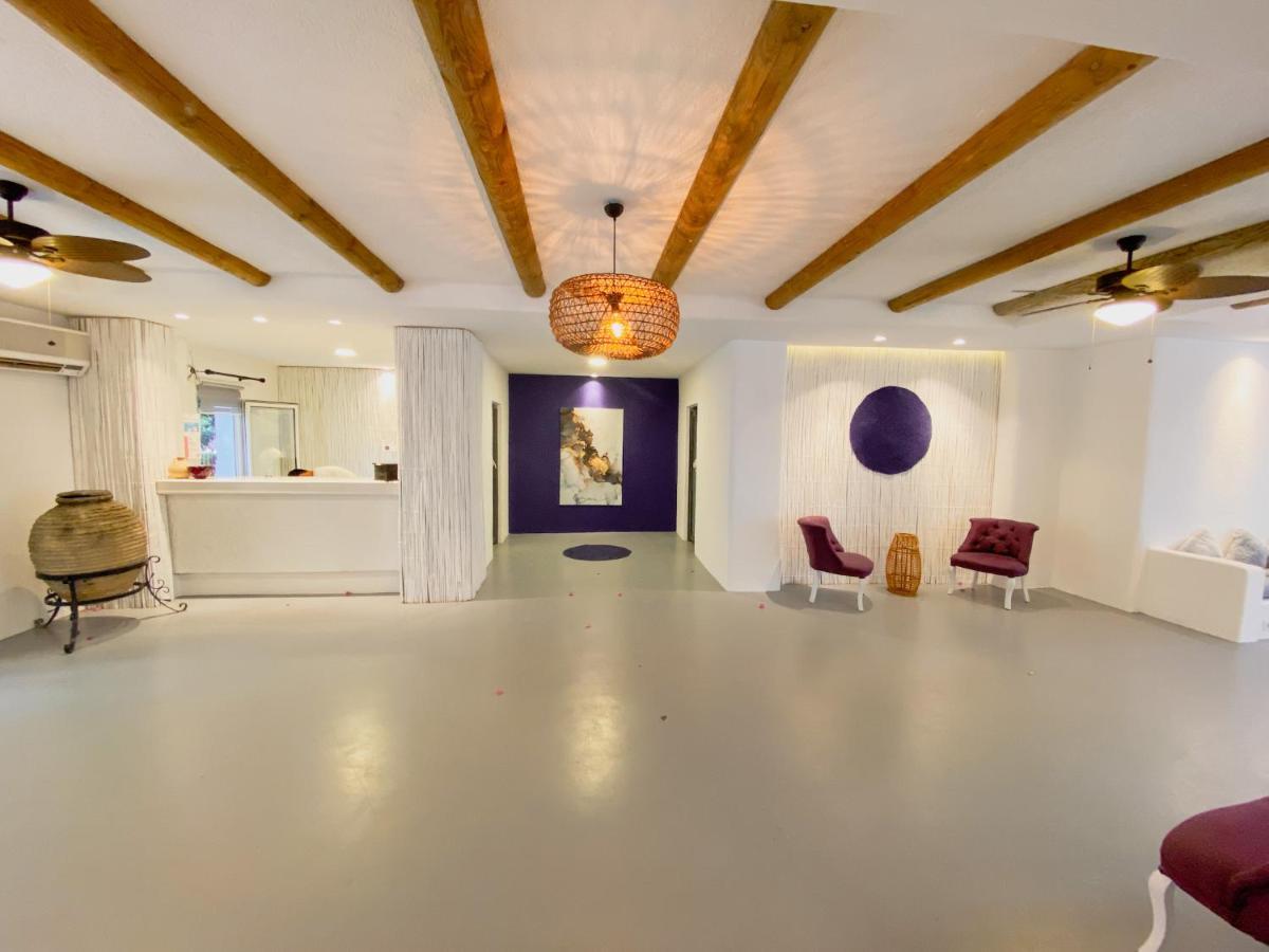 The Hello Hotel 3*