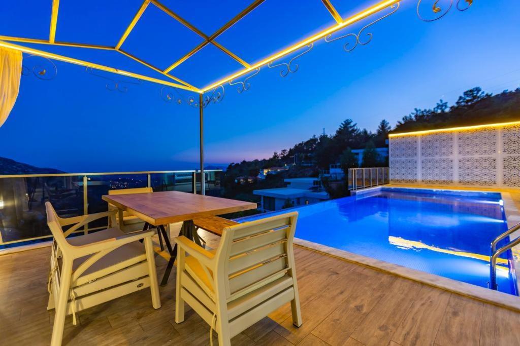 La Celine- Xlarge Complete Privacy In Nature, Pool With Wondeful View Villa Kalkan