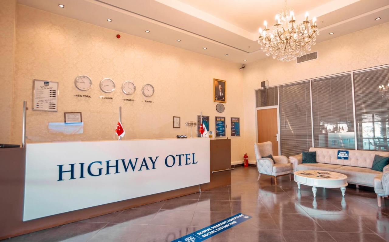 Hotel Highway