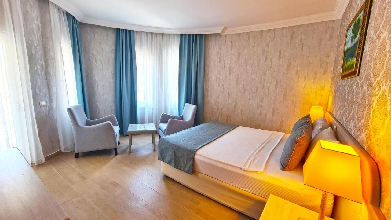 X Life 15 - Adult Hotel Sarigerme