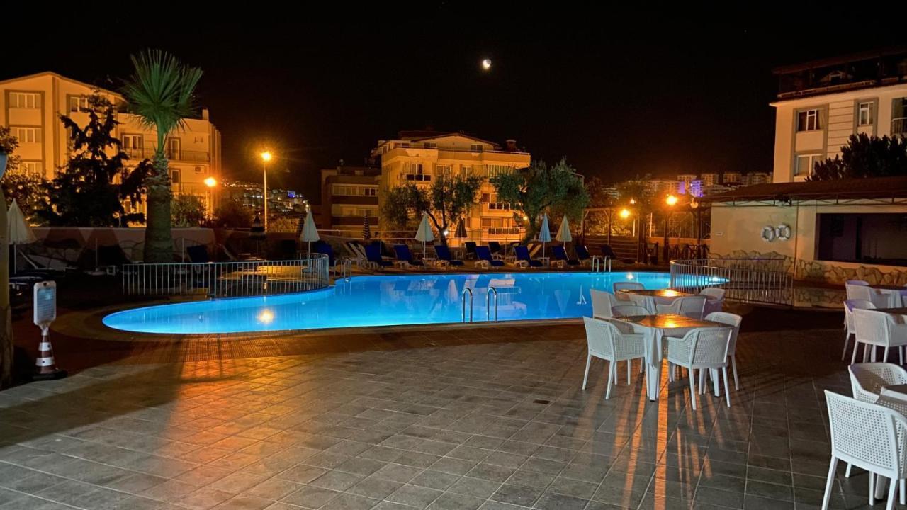 Oya Family Aparthotel 3*