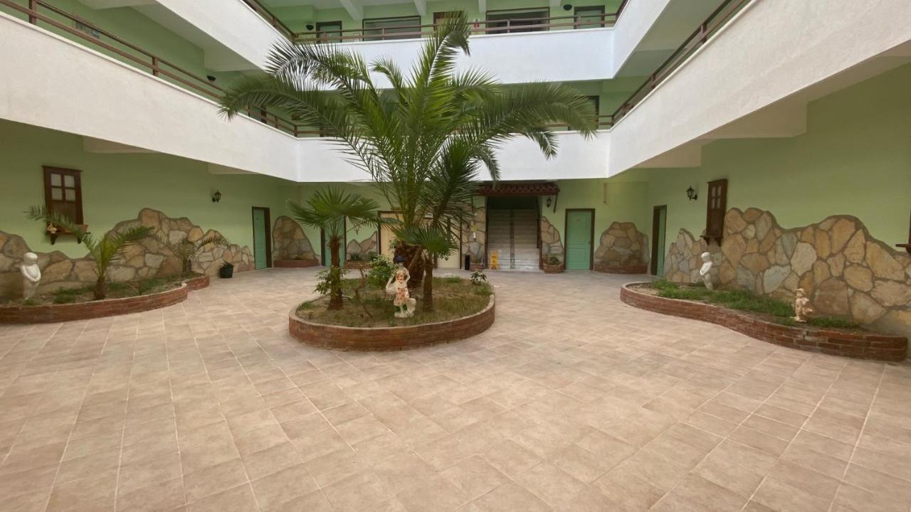 Oya Family Aparthotel