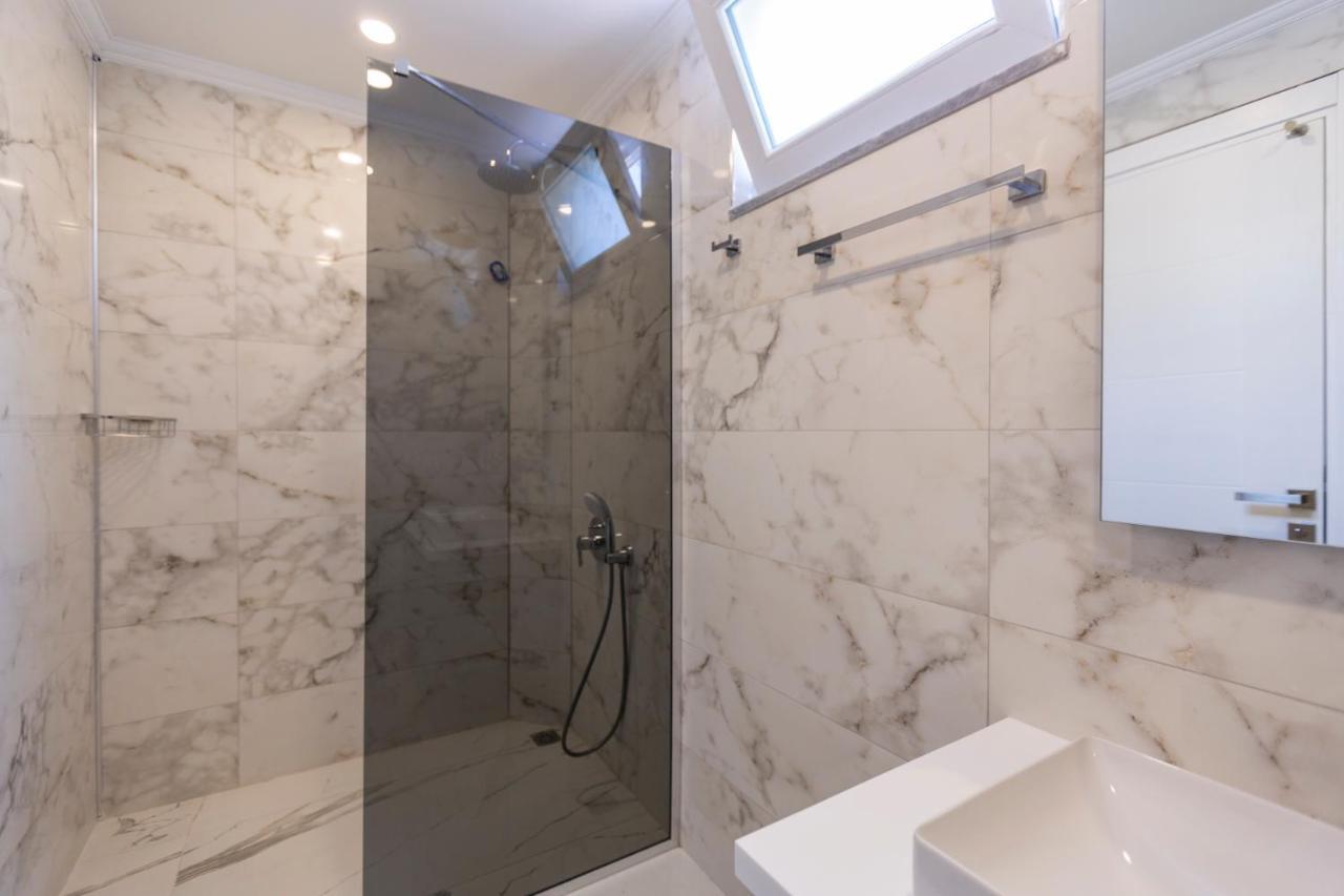La Celine- Xlarge Complete Privacy In Nature, Pool With Wondeful View *