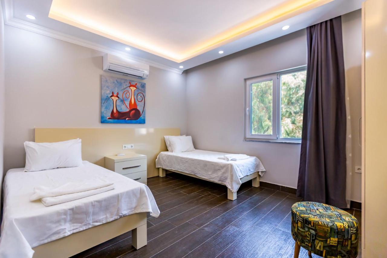 Villa La Celine- Xlarge Complete Privacy In Nature, Pool With Wondeful View