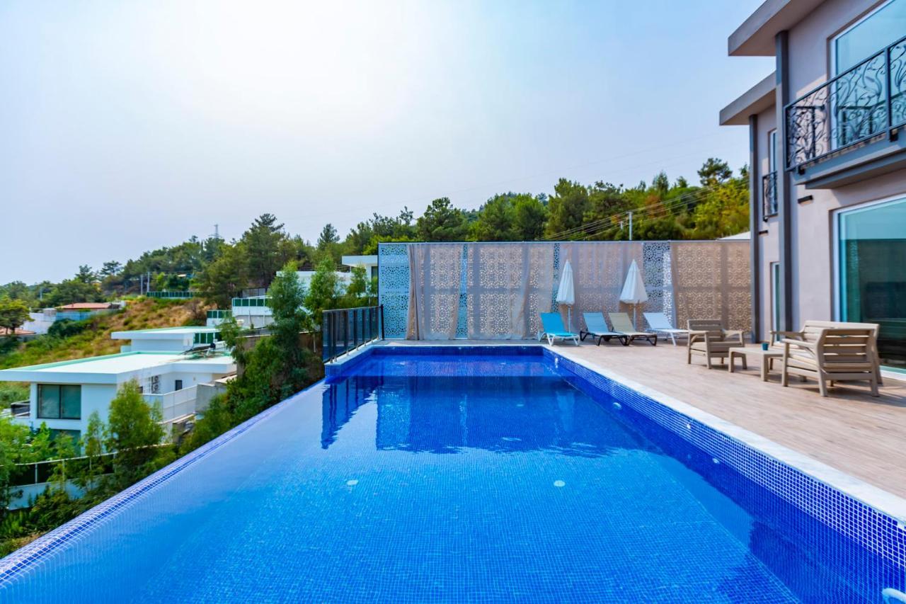 Villa La Celine- Xlarge Complete Privacy In Nature, Pool With Wondeful View *