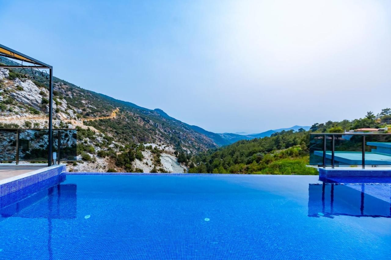 La Celine- Xlarge Complete Privacy In Nature, Pool With Wondeful View Kalkan