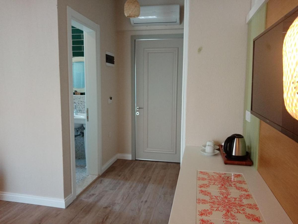 Hotel Dolphin Park 3*