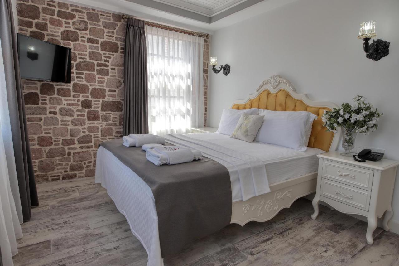 Hotel Cunda Taka *