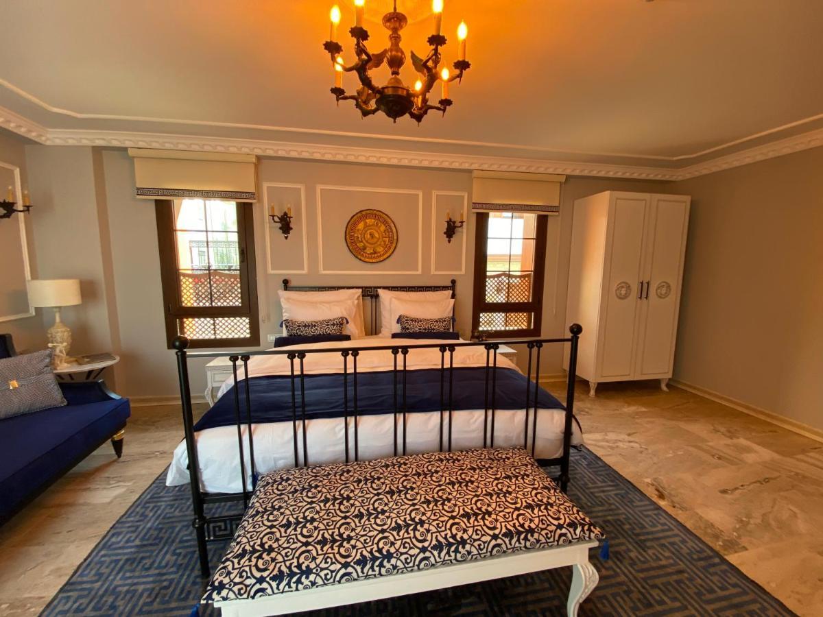 Ephesus Hotel