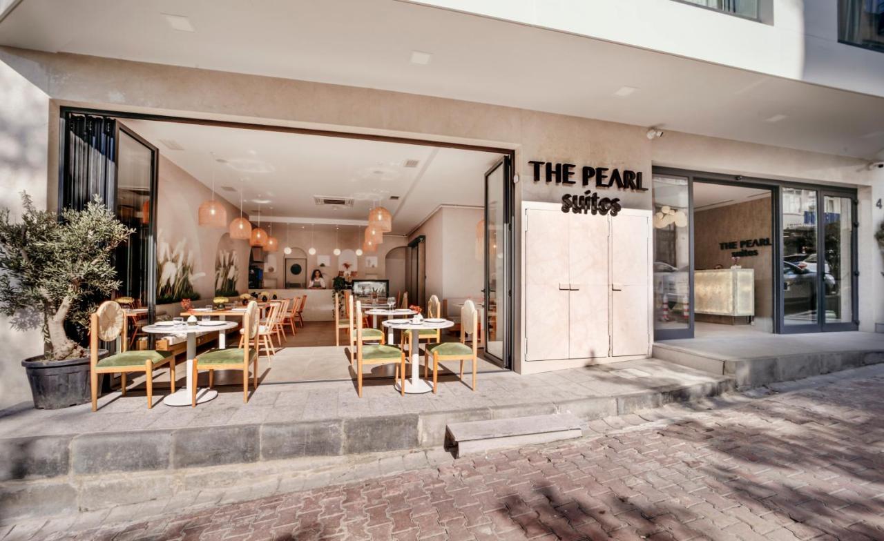 Hotel The Pearl *