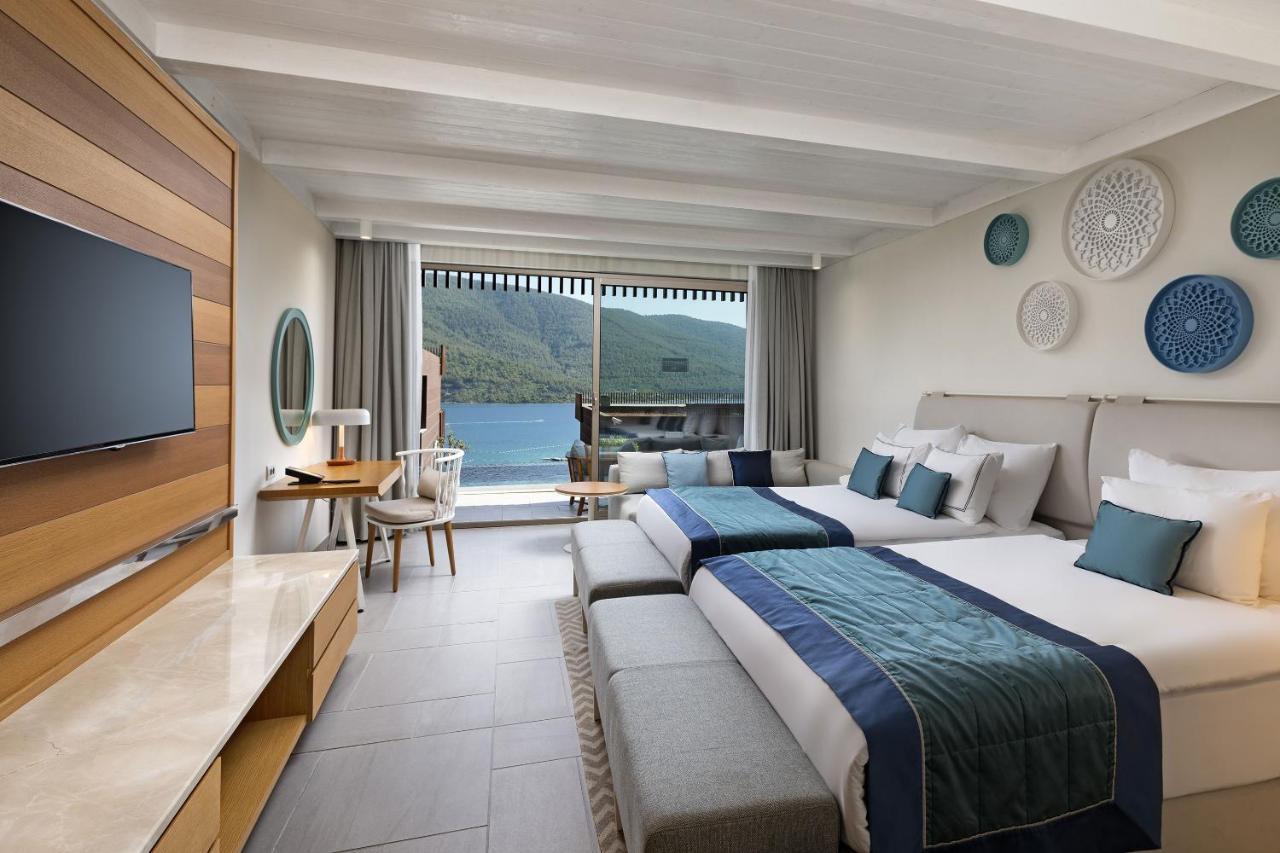 Titanic Luxury Collection Bodrum 5*