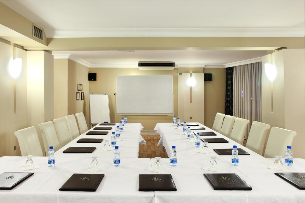 Izmir Palas Hotel Hotel