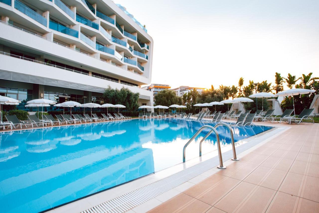 Selene & (adults Only) 5* Avsallar