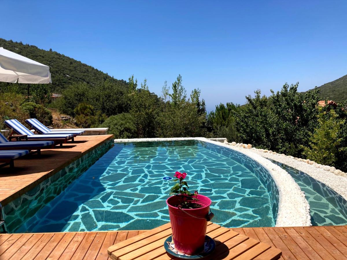 Ambar Evleri Kalkan