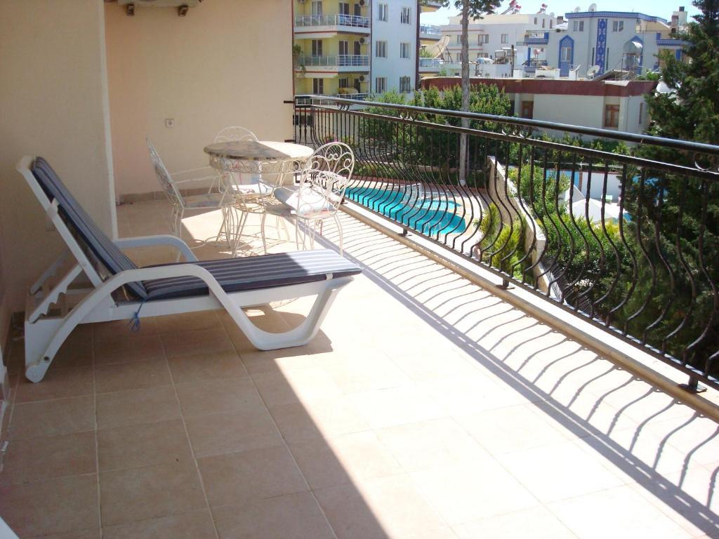 Aparthotel Royal Residences *