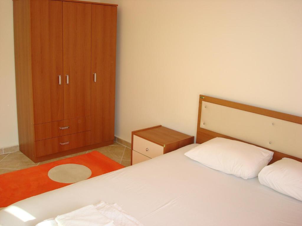 Triton Apartment