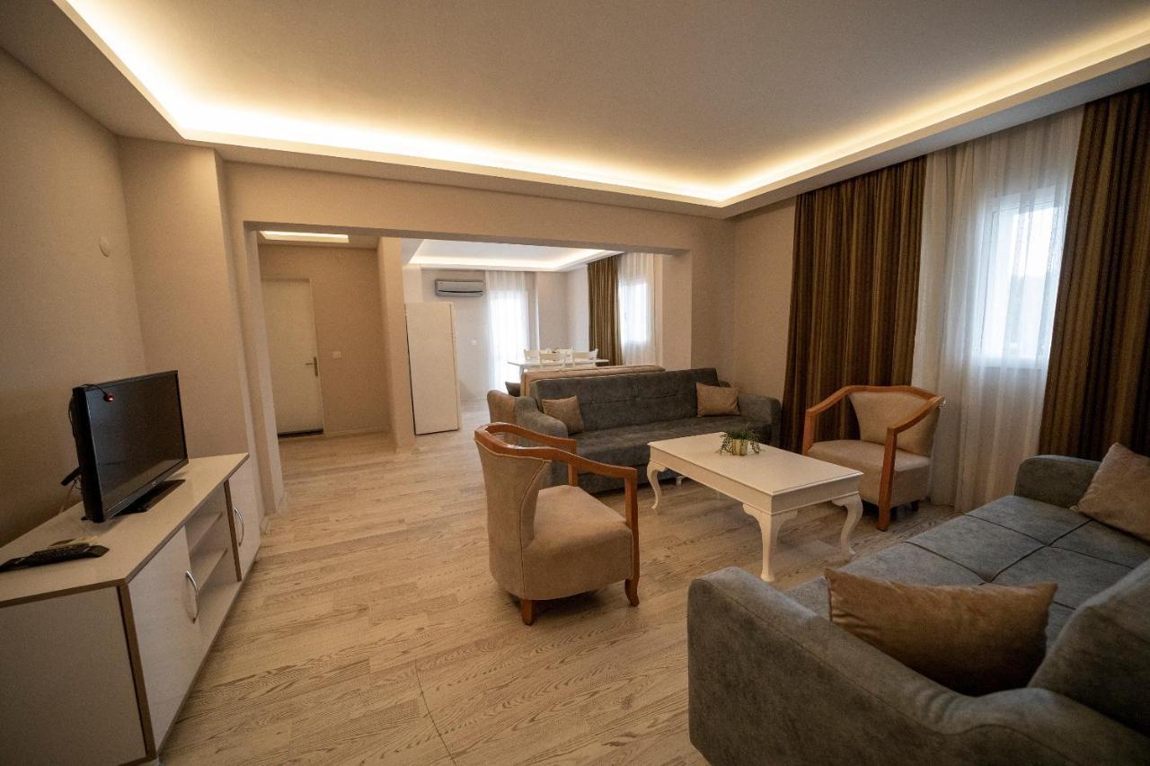 Aparthotel Silver Tower 2*