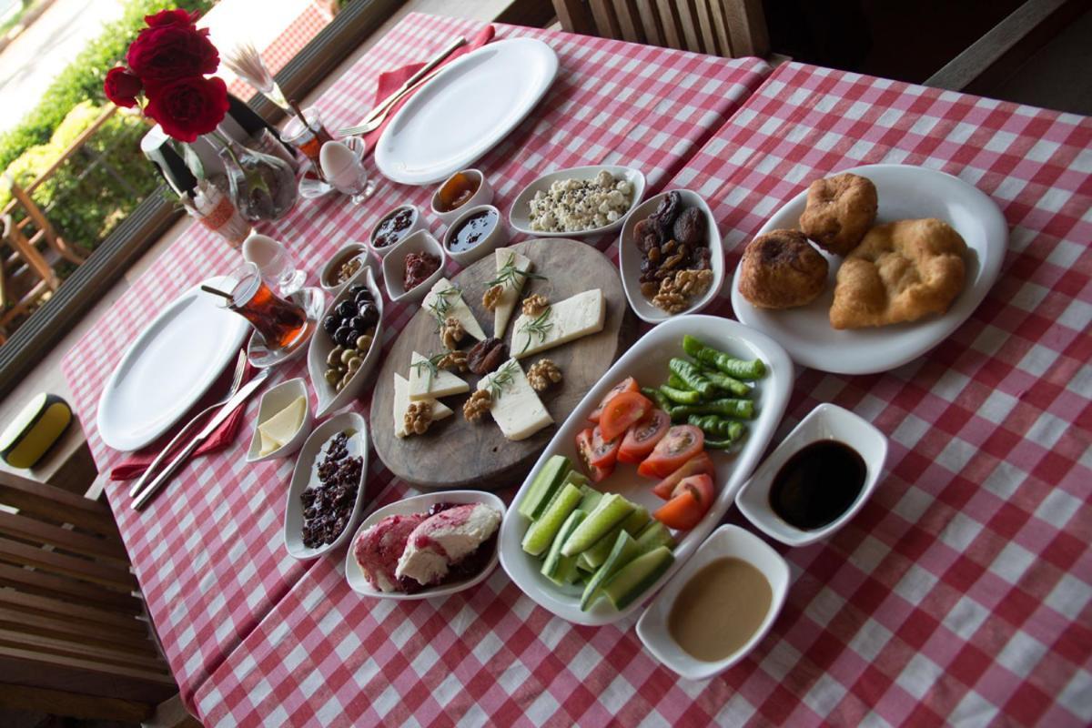 Guest house Aliye Hanim Ayvalik