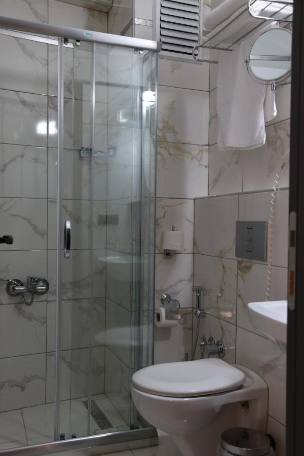 Azra Hostel