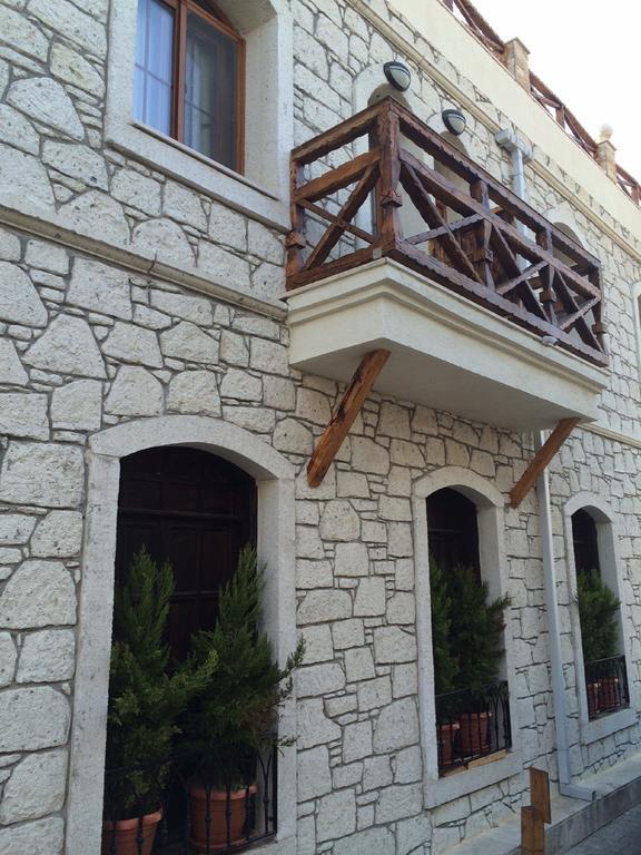 Golden Stone Butik Cesme
