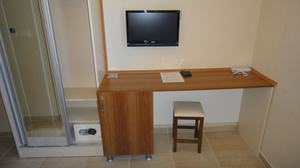 Golden Stone Butik Cesme