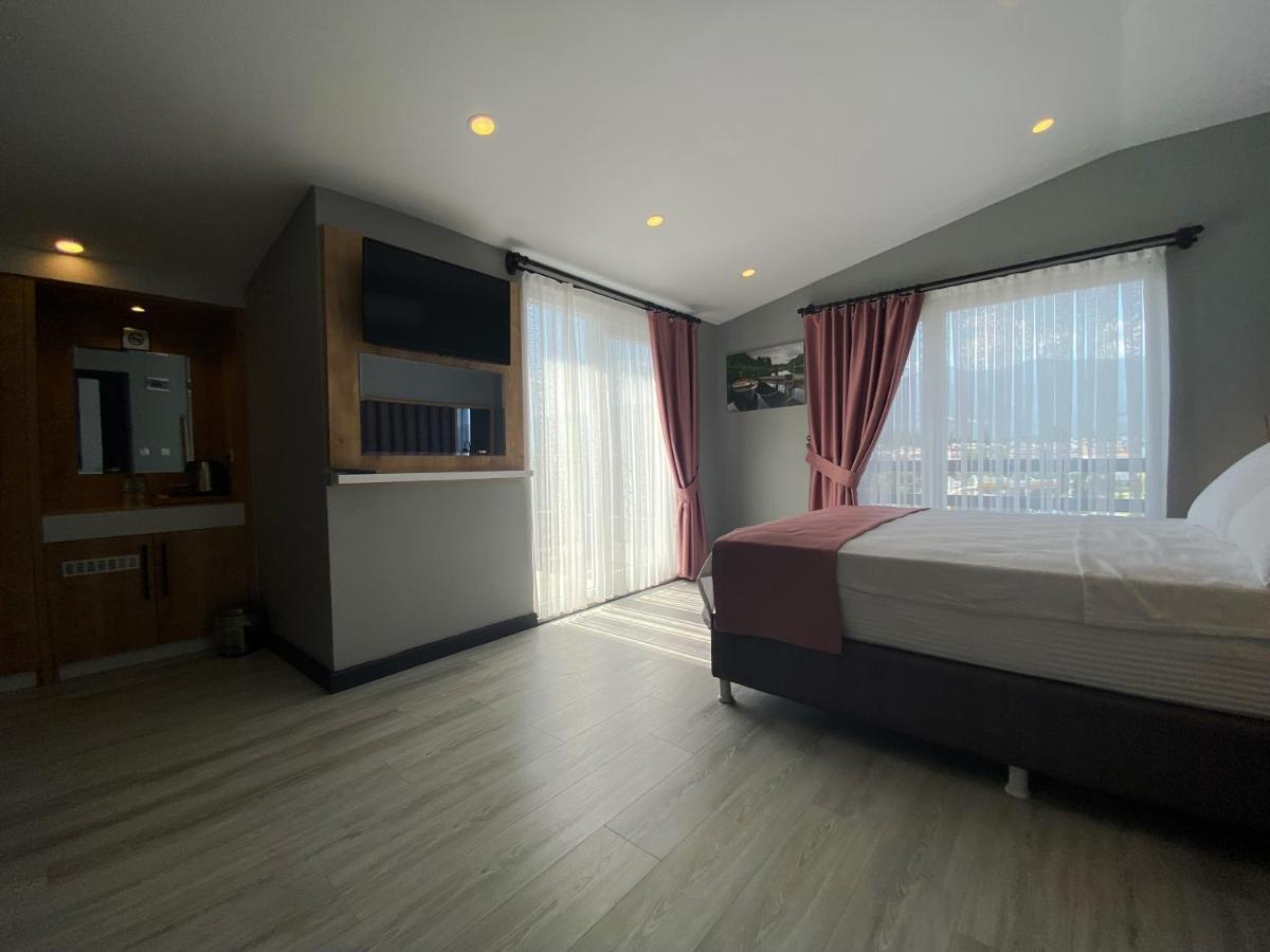 Hotel L'opera Deluxe 4*