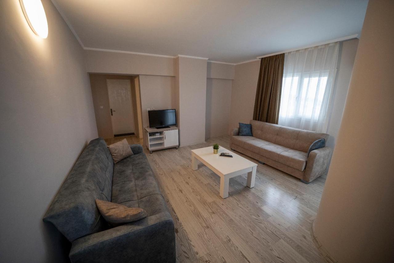 Silver Tower Aparthotel