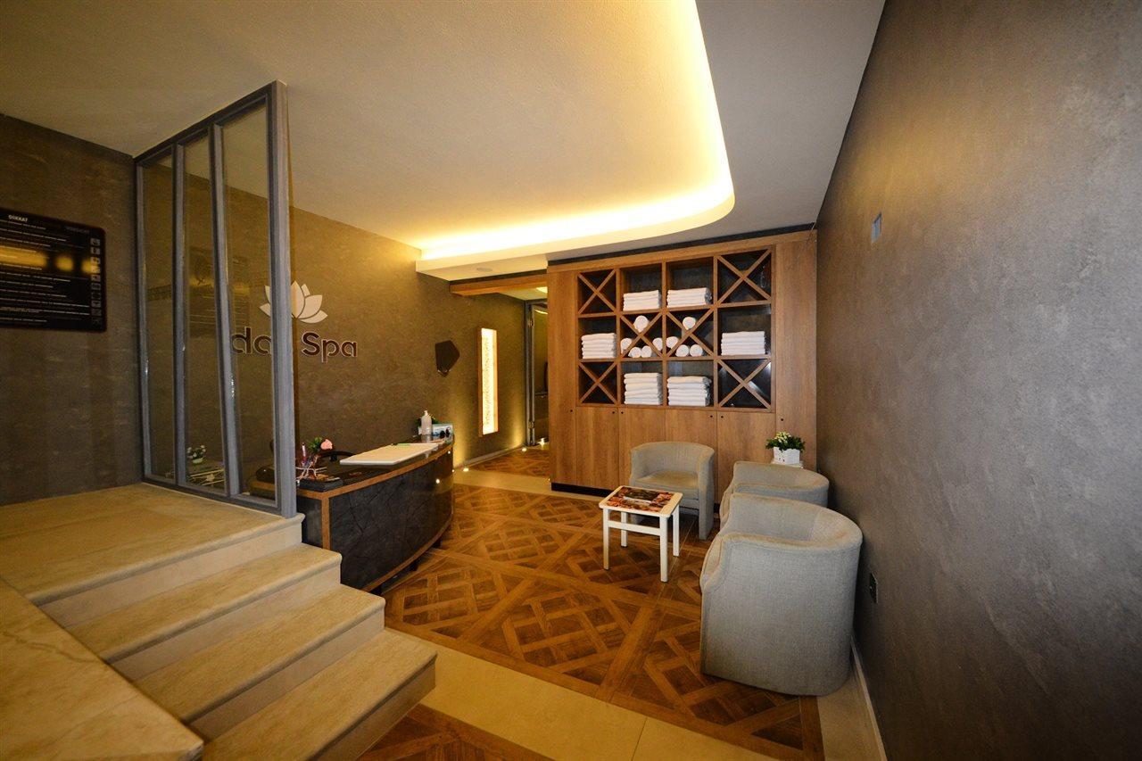 Idas Club Hotel