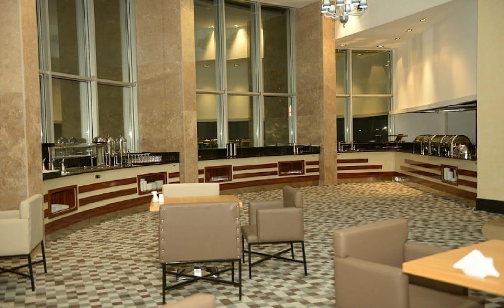Park Hotel