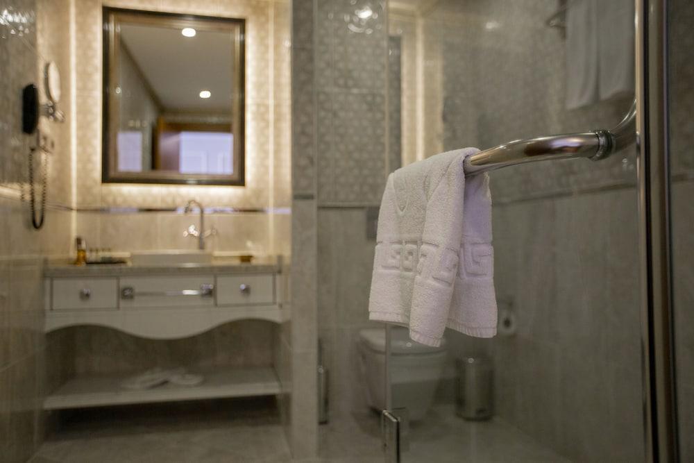 Babillon & Restaurant Hotel