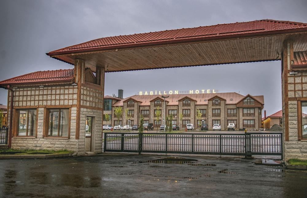 Babillon & Restaurant Rize