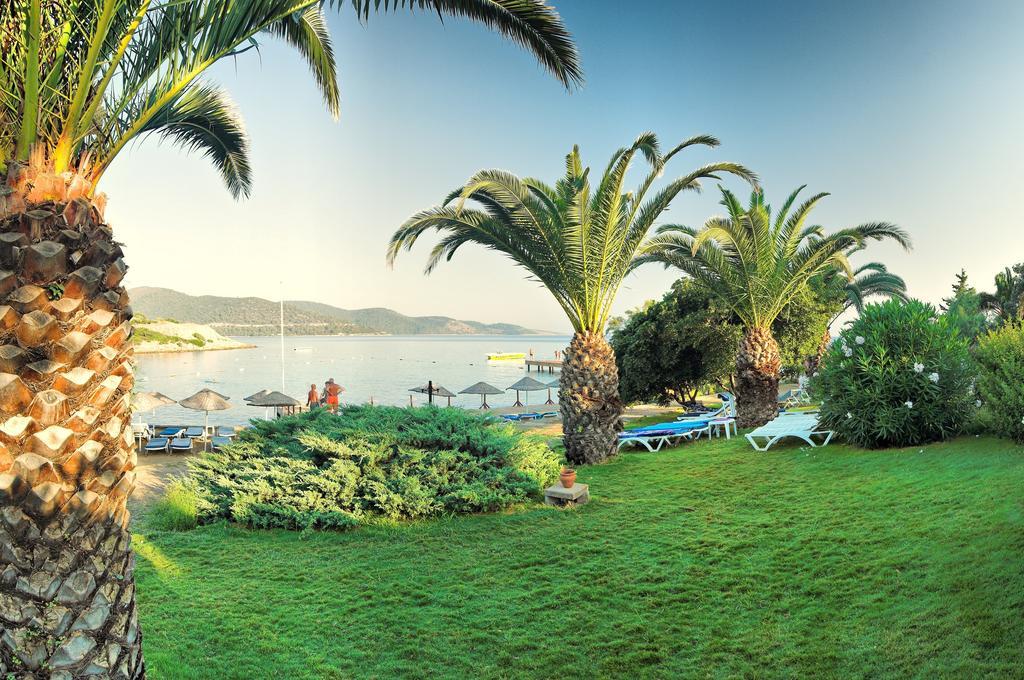 Ora Holiday Village Resort