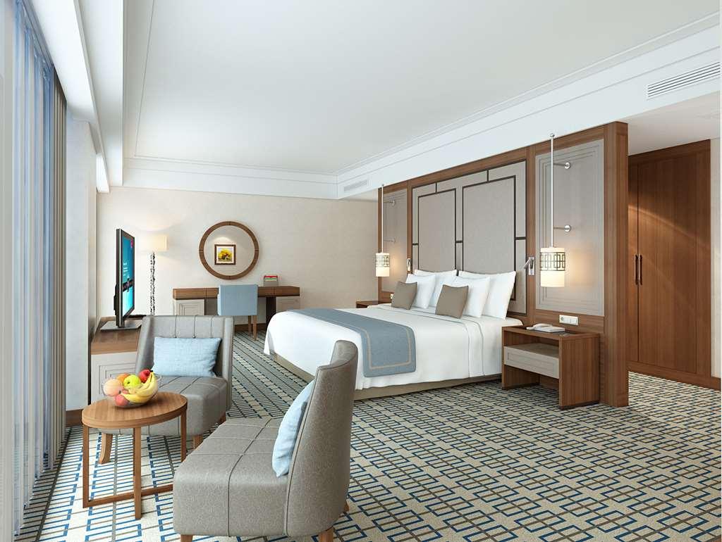 Ramada Plaza By Wyndham Hotel 5*