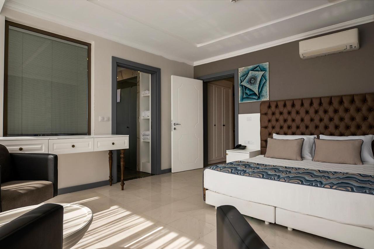 Hotel Blue Marlin Deluxe &
