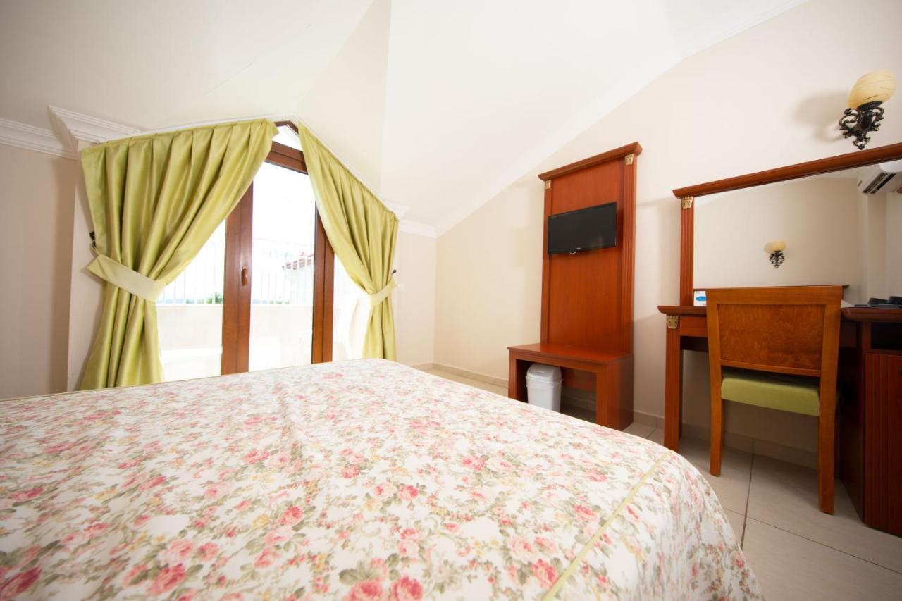 Yel Hotel 3*