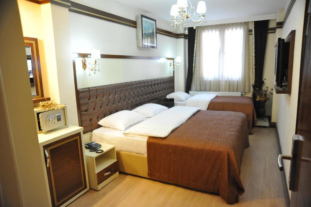 Hotel Gloria Tibi 3*