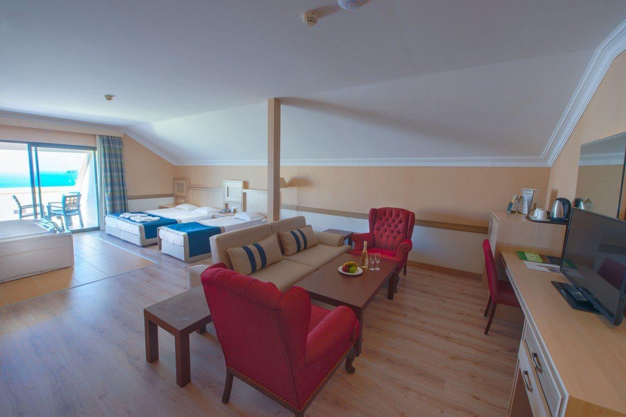 Utopia World Resort Kargicak (Alanya)
