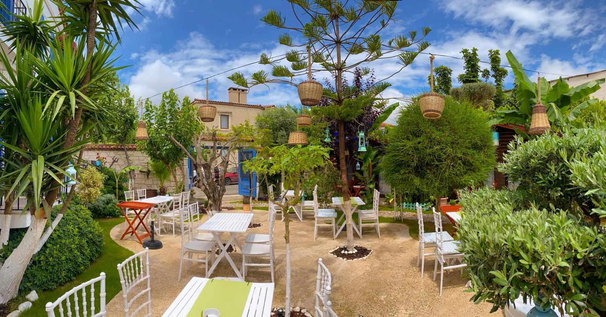 Hotel Kayezta 2*