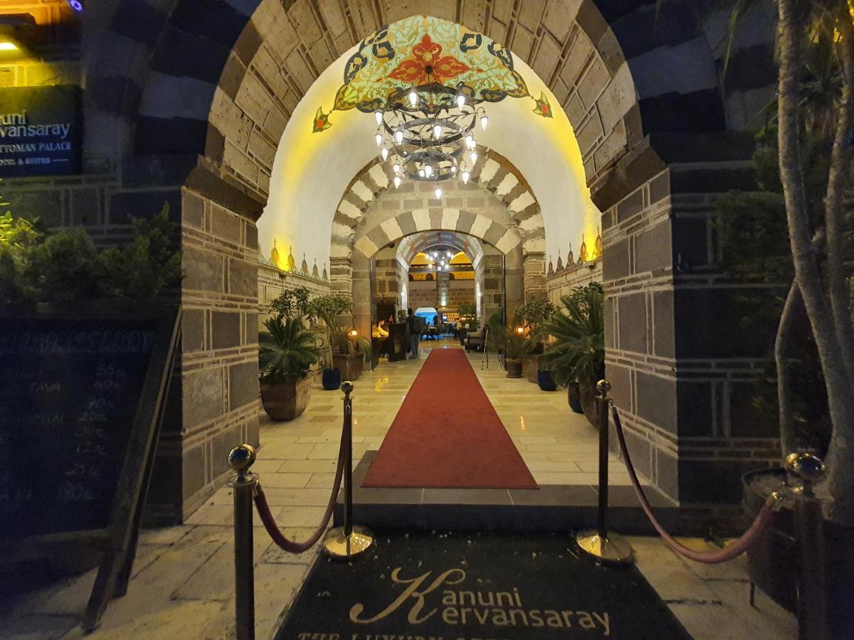 Hotel Kanuni Kervansaray Historical Cesme