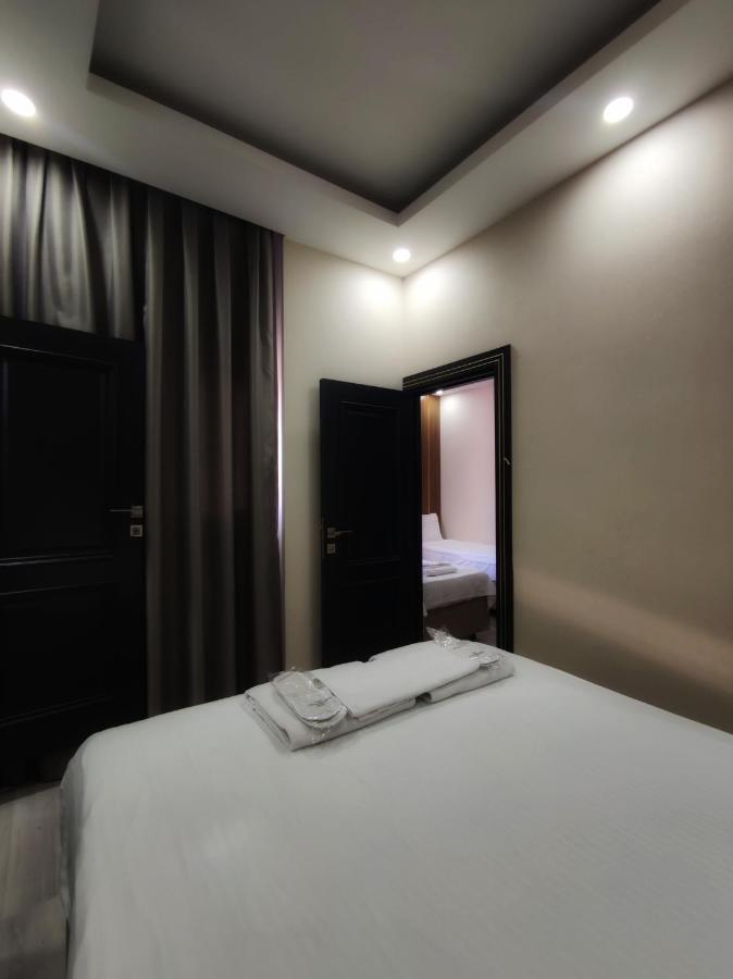 Hotel The Golden Pera's & 3*