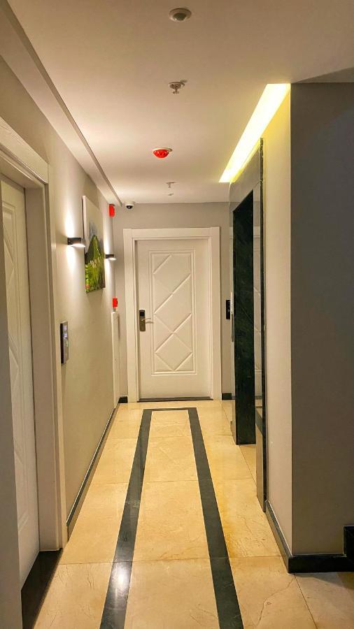 Heaven Hotel