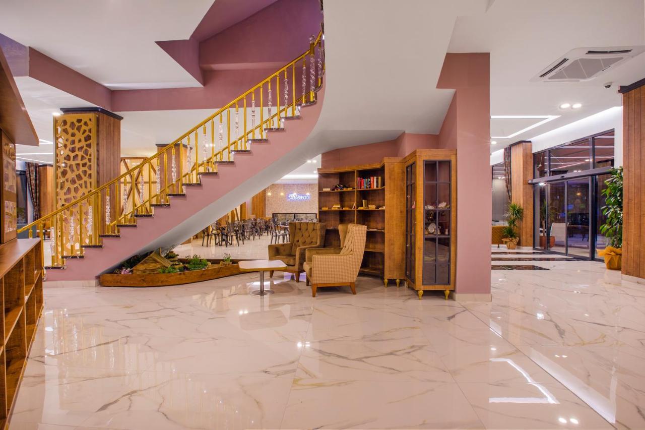 Mira Meridia Resort
