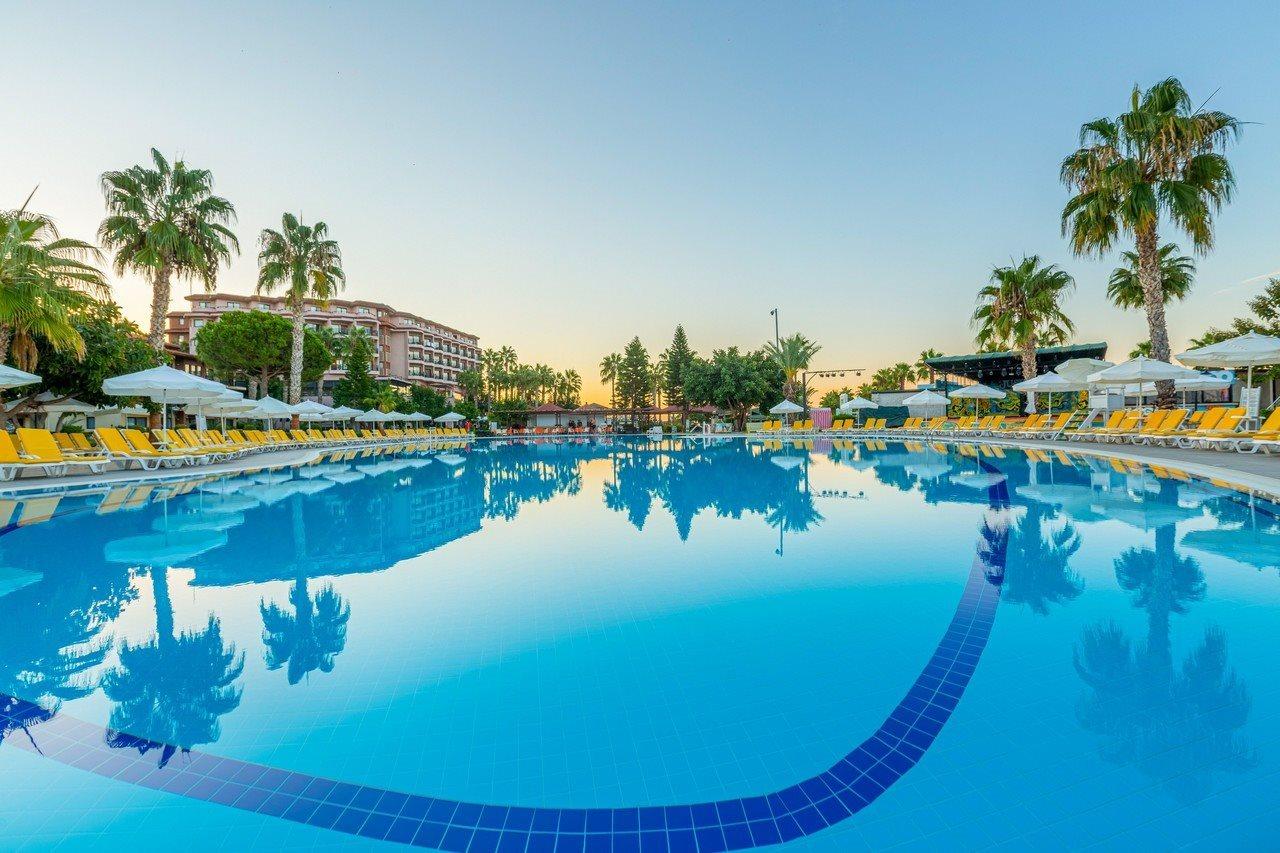 Justiniano Club Park Conti Okurcalar